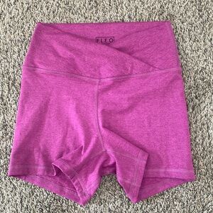 FLEO Purple/pink V Waistband Short 3.5" - High Rise size small